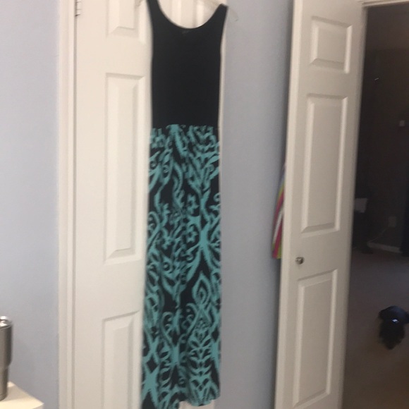 Long Maxi Dress - Picture 3 of 3